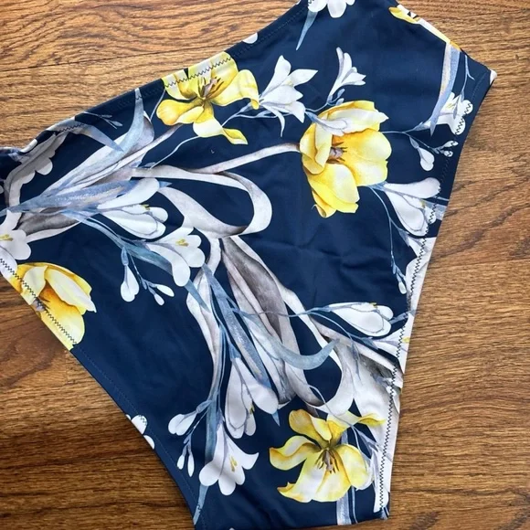 CUPSHE Medium High Waist Bikini Swimsuit Ruffle Two Piece Bathing Suit Teal - Picture 5 of 5